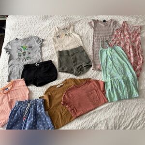 11 piece capsule wardrobe in sizes “six-sevennnnn”